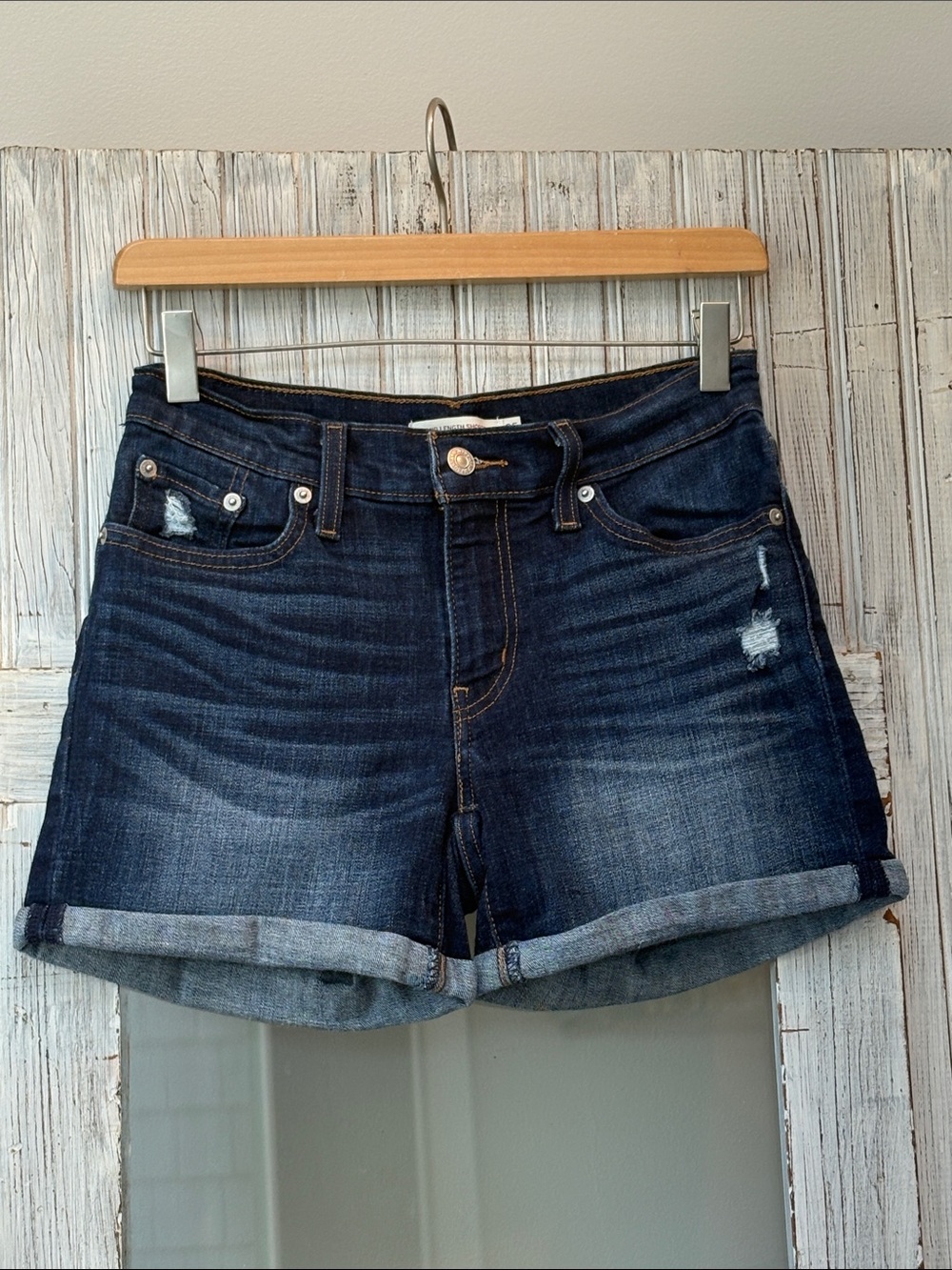 Levi’s Denim Roll Cuff Shorts Dark Wash Mid Length Size 25